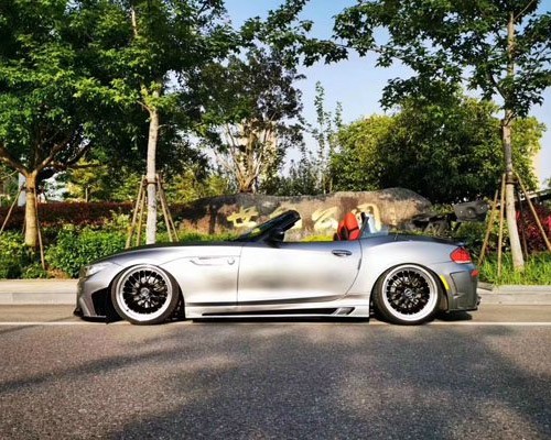Exquisite posture BMW Z4 stancenation trendy posture