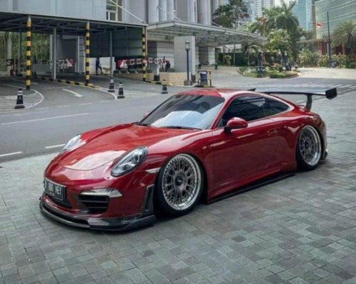 Fashionable posture Porsche 991 stancenation very low profile
