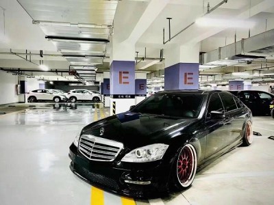 Mercedes-Benz S-Class W221 stancenation domineering side leak