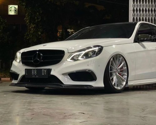 Indonesian Mercedes-Benz E-class W212 stancenation luxury fashion